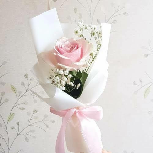 Fresh bouquet from Alderley Flowers florist in Alderley Edge Cheshire